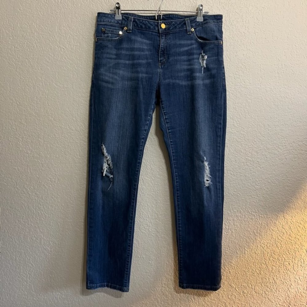 Michaels Kors Distressed Jeans💙